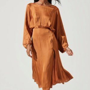 ASTR the Label Marin Dolman Sleeve Midi Dress